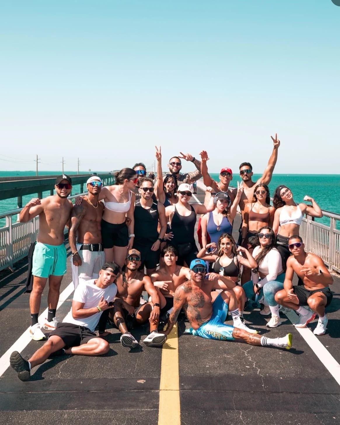 V EXPERIENCE  SOBRE RUEDAS 🛞🔥 hosted by V-COMMUNITY 💙 — run clubs in Hialeah